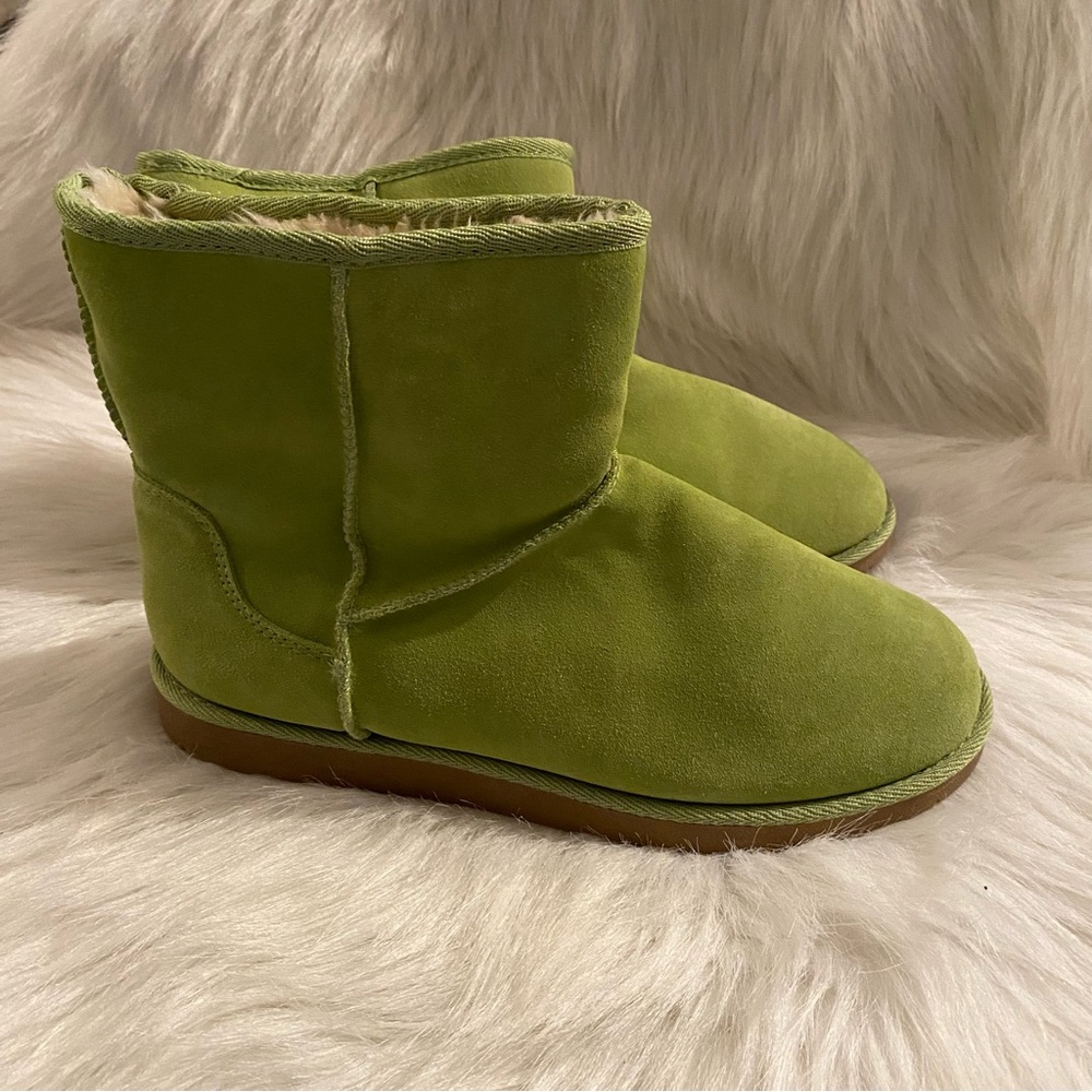 So Ankle‎ Boots Women’s Size 9 Med Leather Faux Fur Green Slip On Booties